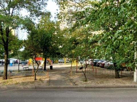 квартира по адресу Драгоманова ул., 5