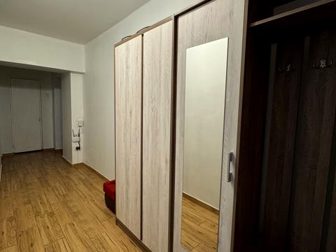 квартира за адресою Героїв Крут бульв. (Героїв Сталінграду), 4