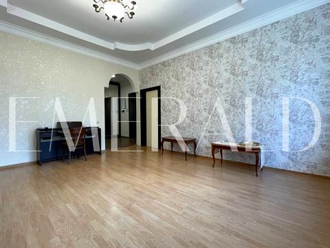 квартира за адресою Митрофана Довнар-Запольського вул., 4