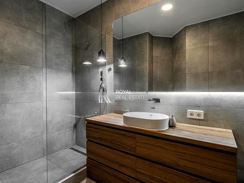 комерційна за адресою Кловський узвіз (Кловський), 7