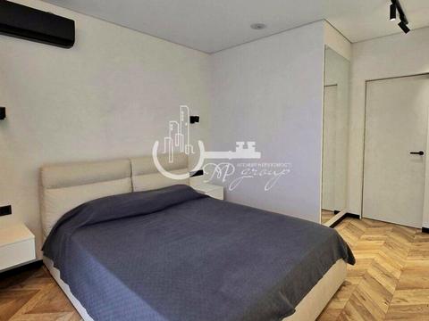 квартира за адресою Дніпровська набережна вул., 20-А
