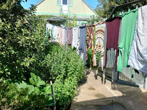 будинок за адресою Леоніда Каденюка вул. (Космонавта Комарова)