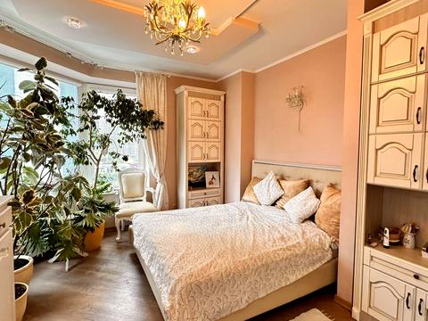 квартира за адресою Дніпровська набережна вул., 26
