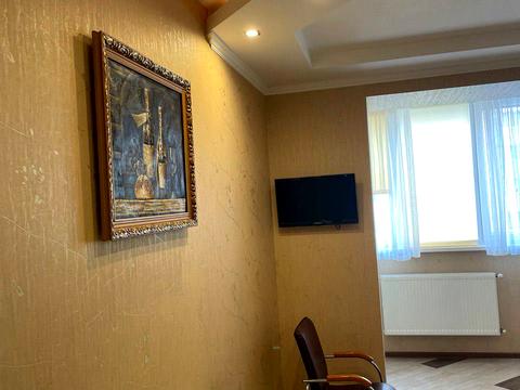 квартира за адресою Зодчих вул., 4
