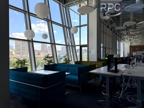 комерційна за адресою Сім'ї Прахових вул. (Гайдара), 58/10