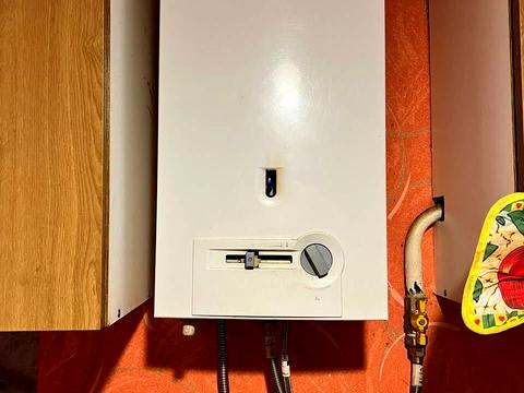 квартира за адресою Космонавтів просп., 24