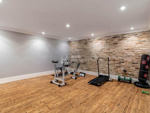 дом по адресу Ивана Сирко ул.