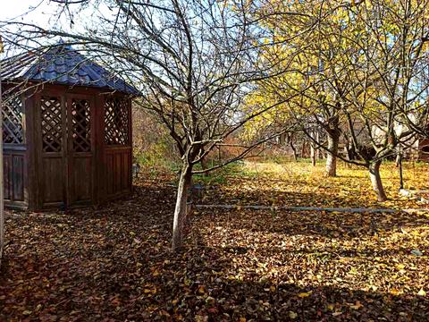 будинок за адресою Першотравнева, 11
