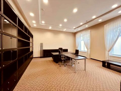 комерційна за адресою Митрофана Довнар-Запольського вул., 7а