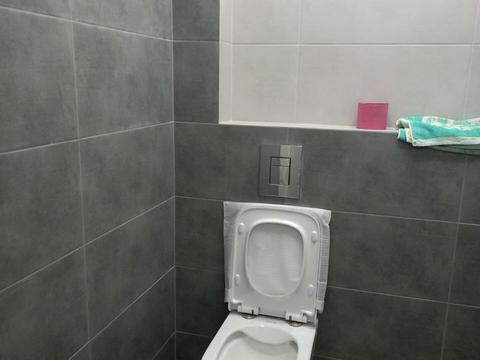 комерційна за адресою Бородинська вул., 11