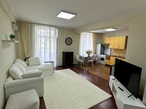 квартира за адресою Велика Васильківська вул. (Червоноармійська), 132