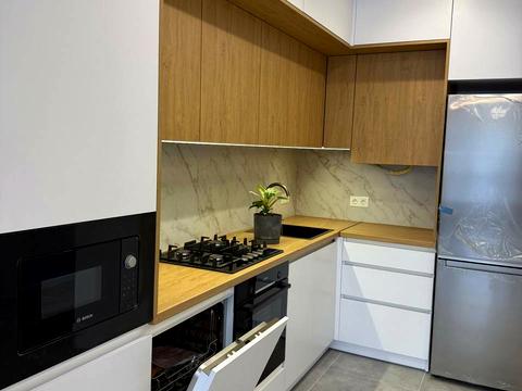 квартира за адресою Карла Мікльоша вул., 20а