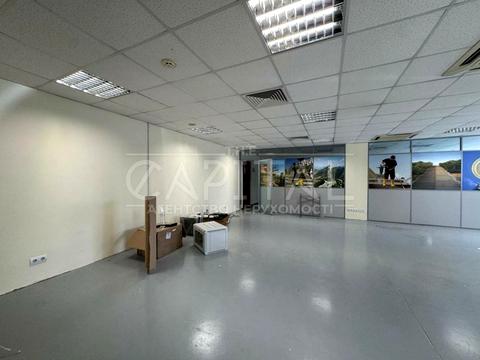 комерційна за адресою Михайла Котельникова вул., 4