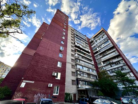 квартира по адресу Гетмана Петра Дорошенко ул. (Генерала Грушевого), 12