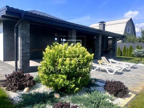 будинок за адресою миру