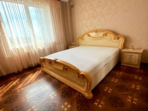 квартира по адресу Академика Глушкова просп., 9-Д