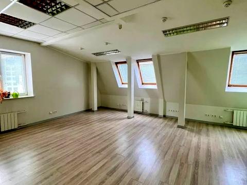 комерційна за адресою Володимирська вул., 97/37