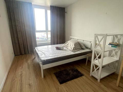 квартира за адресою Набережно-Рибальська вул., 27