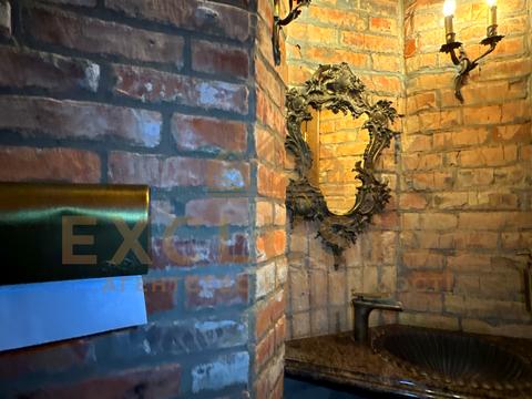 коммерческая по адресу Віктора Косенка ул., 24