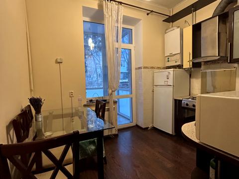 квартира за адресою Небесної сотні, 12