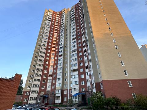 квартира за адресою Милославська вул., 12