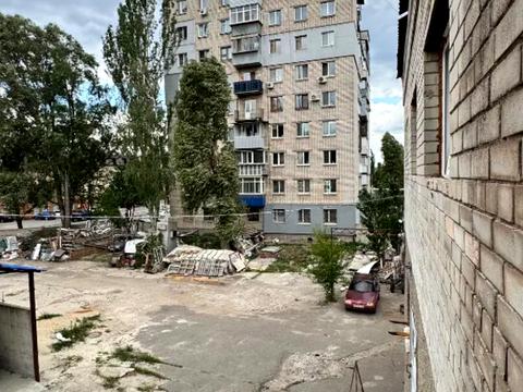 комерційна за адресою Універсальний пров., 7-А