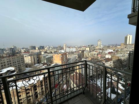 квартира за адресою Бульварно-Кудрявська вул. (Воровського), 21