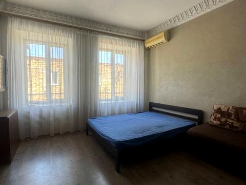 квартира за адресою Одеса, Богдана Хмельницького вул., 24