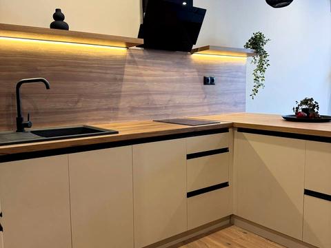 квартира за адресою Віктора Некрасова вул. (Північно-Сирецька), 8