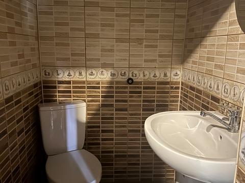 комерційна за адресою Собранецька вул., 72