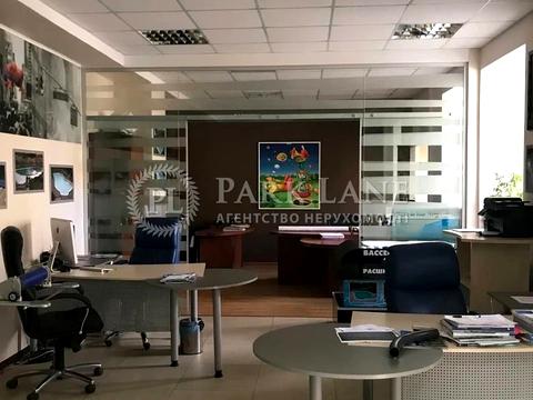 комерційна за адресою Хорива вул., 1-А