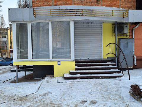 комерційна за адресою Науки просп. (Гагаріна), 131