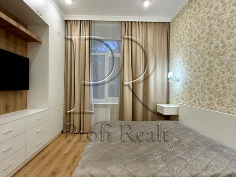 квартира за адресою Тарасівська вул., 8