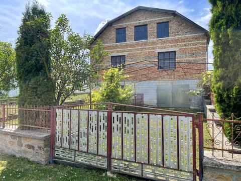 дом по адресу Надрічна