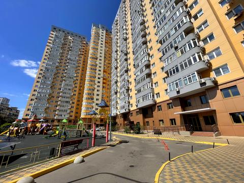 квартира за адресою Юрія Кондратюка вул., 3