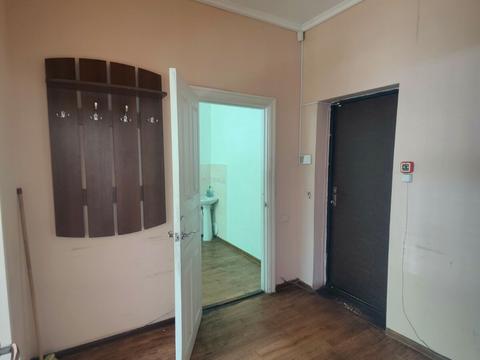 коммерческая по адресу Благовісна, 227