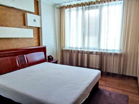 квартира за адресою Дніпровська набережна вул., 1-А