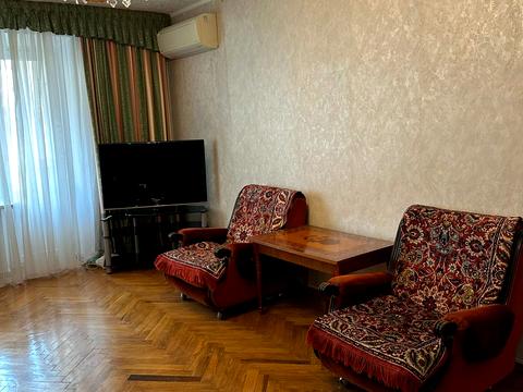 квартира за адресою Володимира Івасюка просп. (Героїв Сталінграду), 11