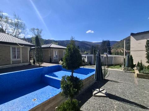 комерційна за адресою Героїв України вул. (Івана Мічуріна), 29