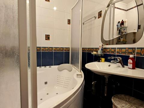 квартира за адресою Драгоманова вул., 14