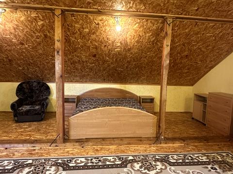 квартира за адресою Хотів, 12