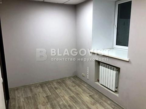 комерційна за адресою Верхній Вал вул., 54/23