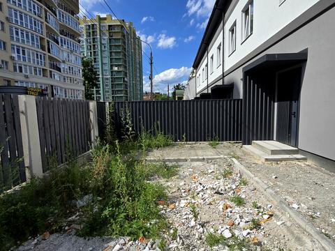 будинок за адресою Українська вул.