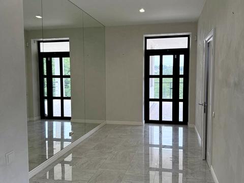 будинок за адресою с. Лісники, Ульяни Громової вул.