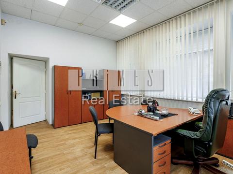 комерційна за адресою Стадіонна вул., 5