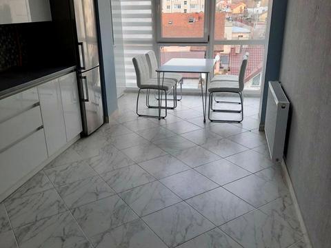 квартира по адресу космічна, 3
