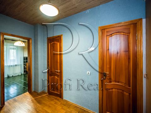 квартира за адресою Ревуцького вул., 42-Б