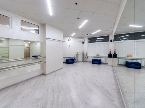 комерційна за адресою Перемишльська вул. (Червонопільська), 2-Г