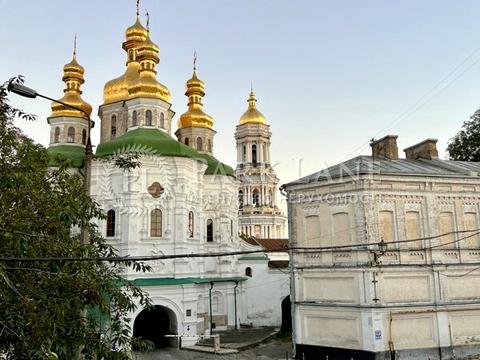 квартира за адресою Лаврська вул. (Січневого Повстання), 7-А