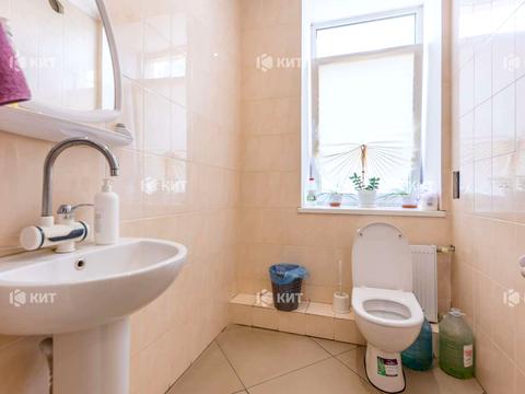 комерційна за адресою Шевченка вул., 146